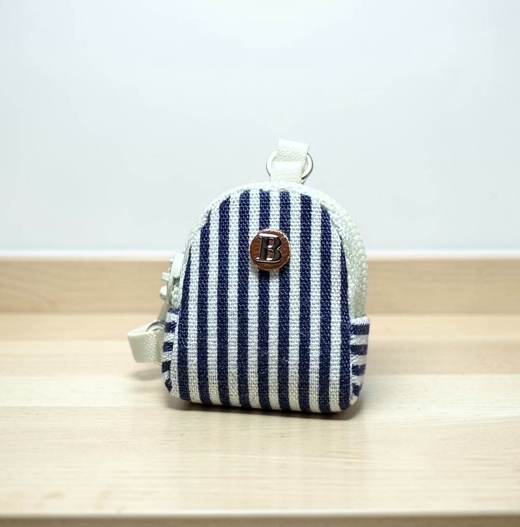 1/12 ボディバッグ　アルファベット