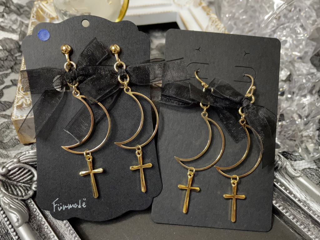 漆黒を謳うシンガーの耳飾り