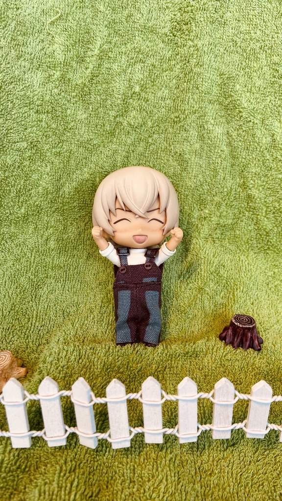 ねんサロペット