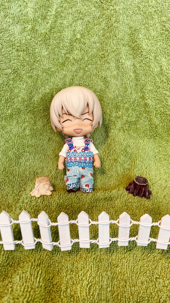 ねんサロペット