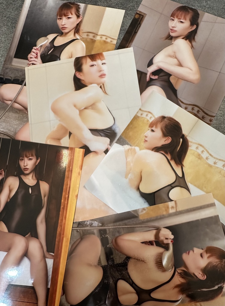グレー競泳水着生写真セット