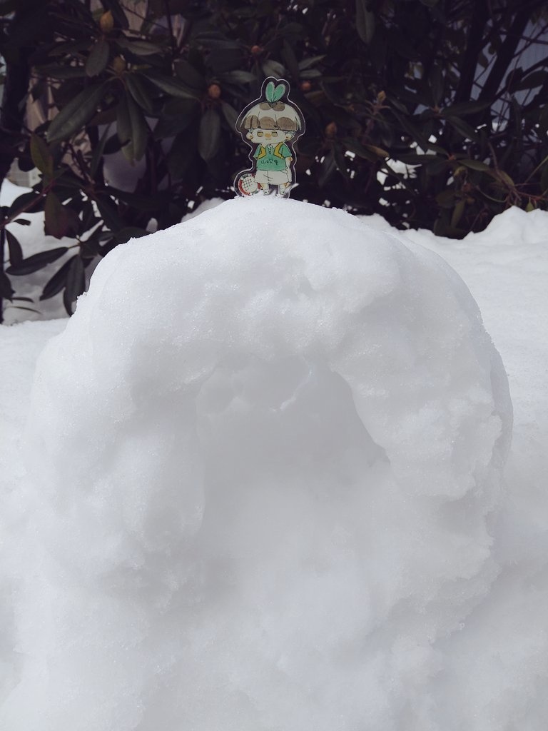 ウサギみたいになっちゃったにとべアクスタ