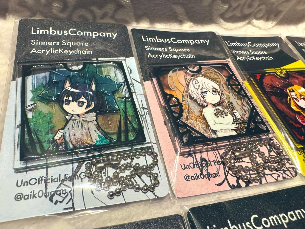 LimbusCompany - 囚人E.G.O.スクエア2層アクリルキーホルダー