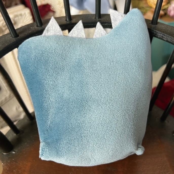 10/26(日)20:30~頒布予定 ぽてコロサイズ 怪獣着ぐるみ