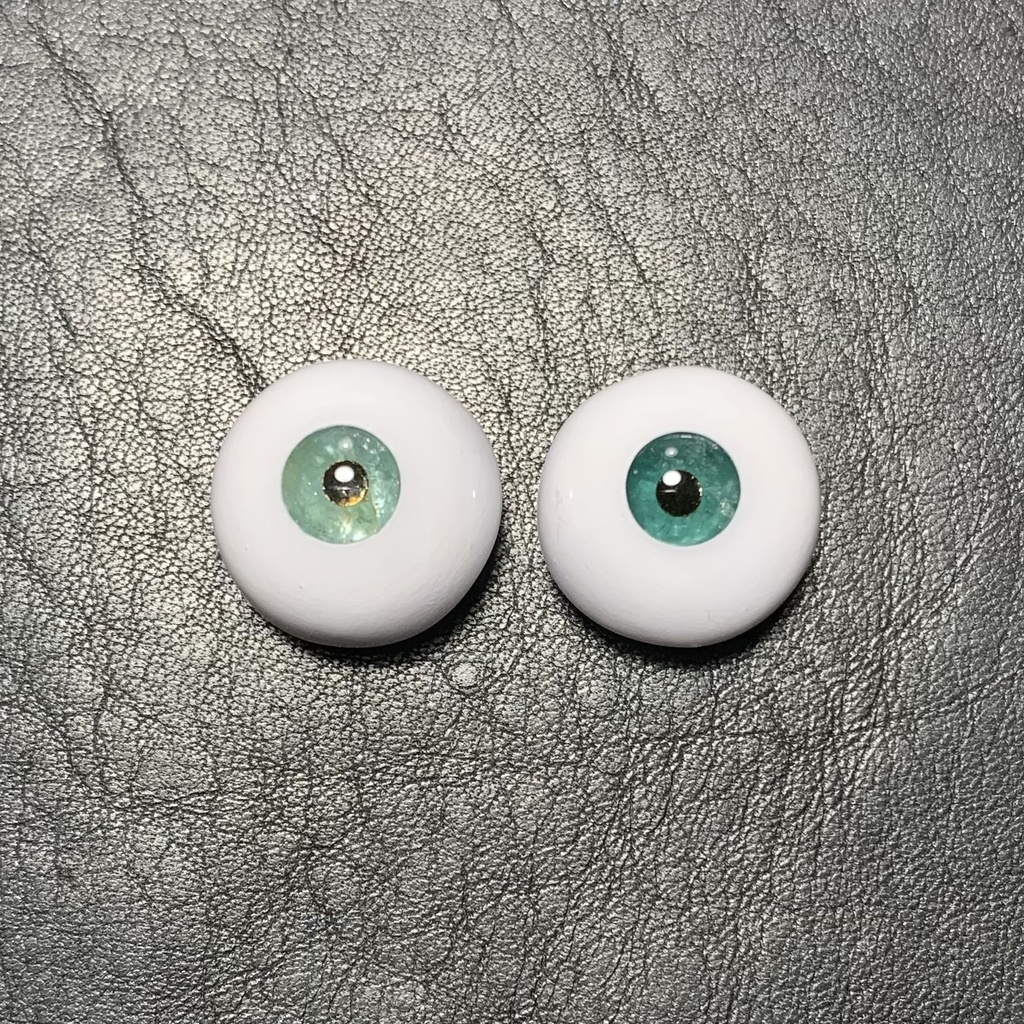 鉱物アイ【グランデイディエライト】16/6mm