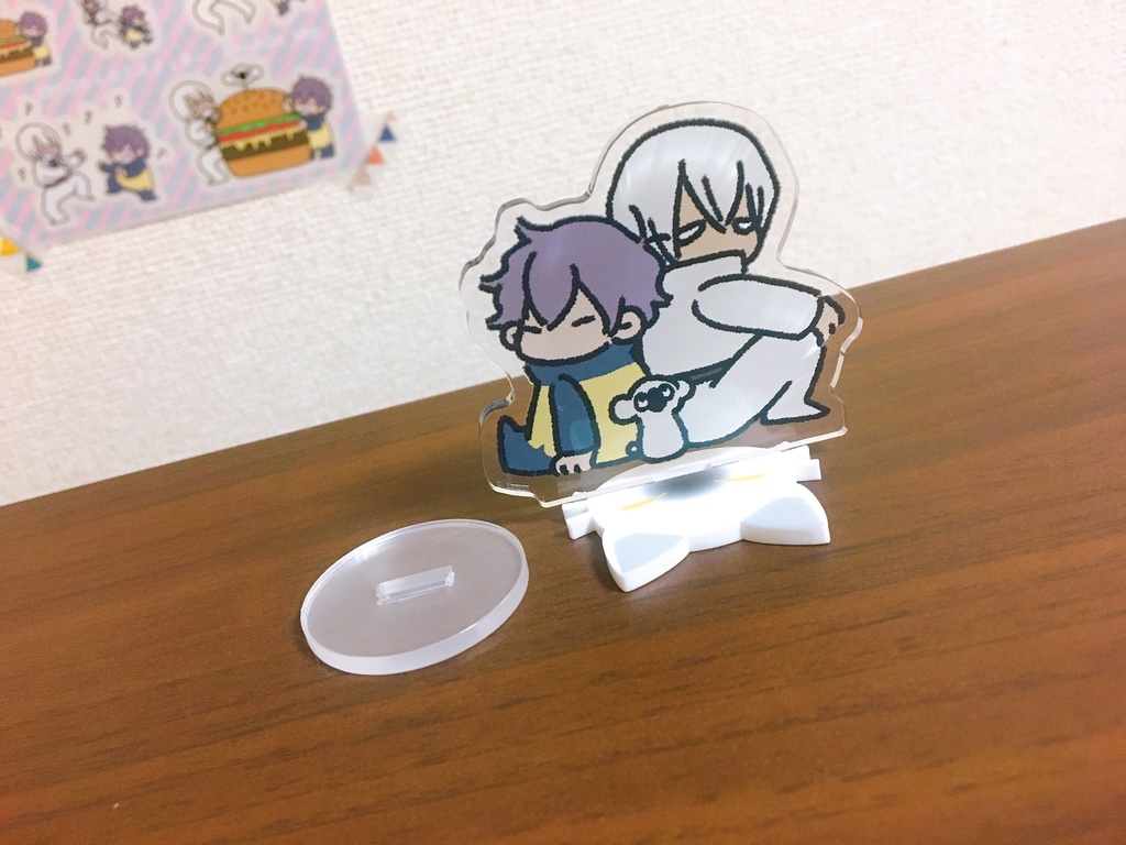 ザプレオがめっちゃ見てくるアクスタ