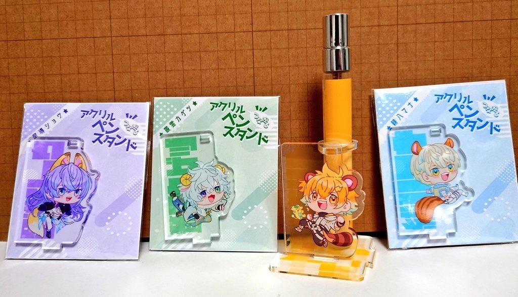 アクリルペンスタンド