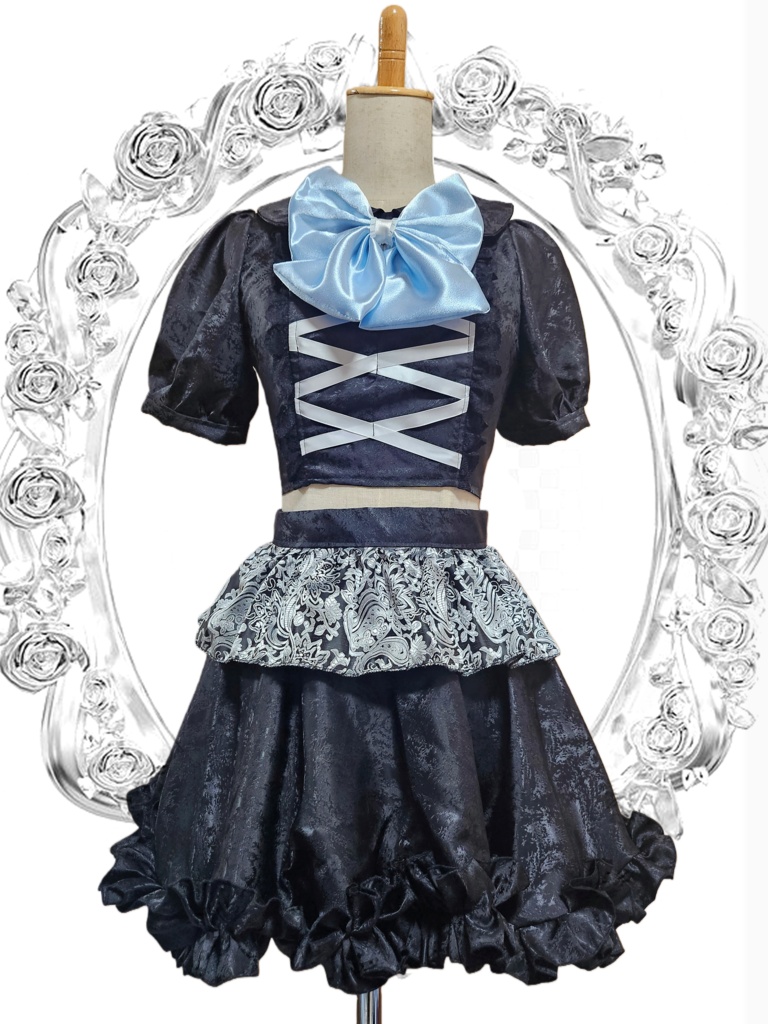 シンプルBLACK衣装