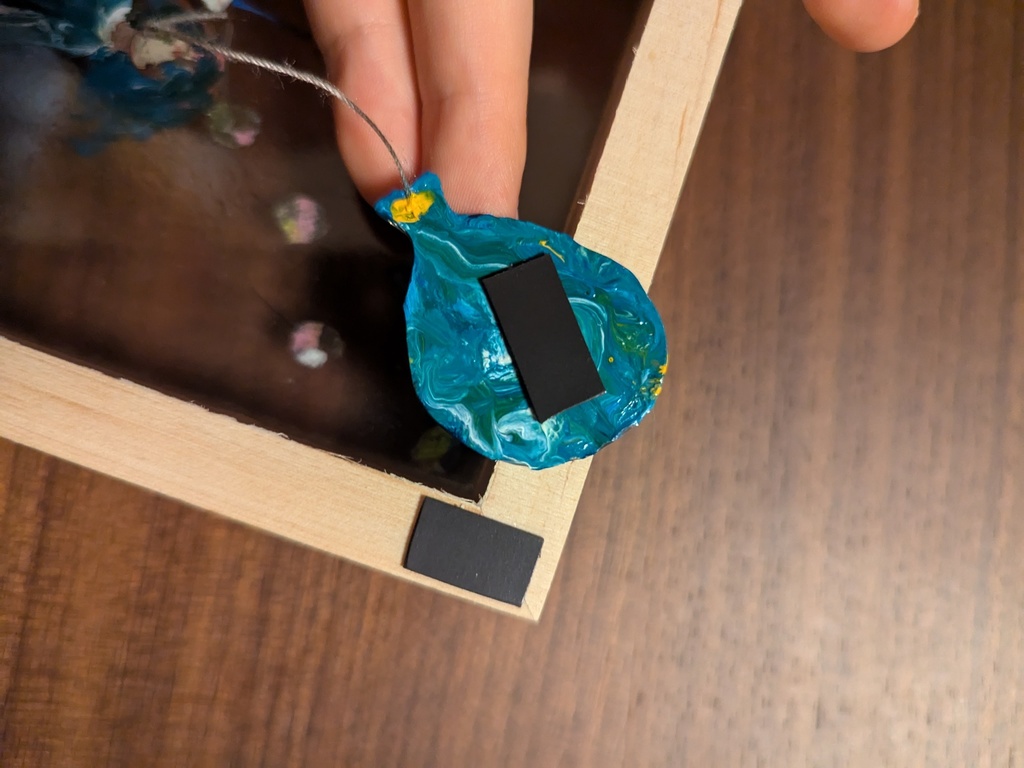 額入りガラスの絵1 風船