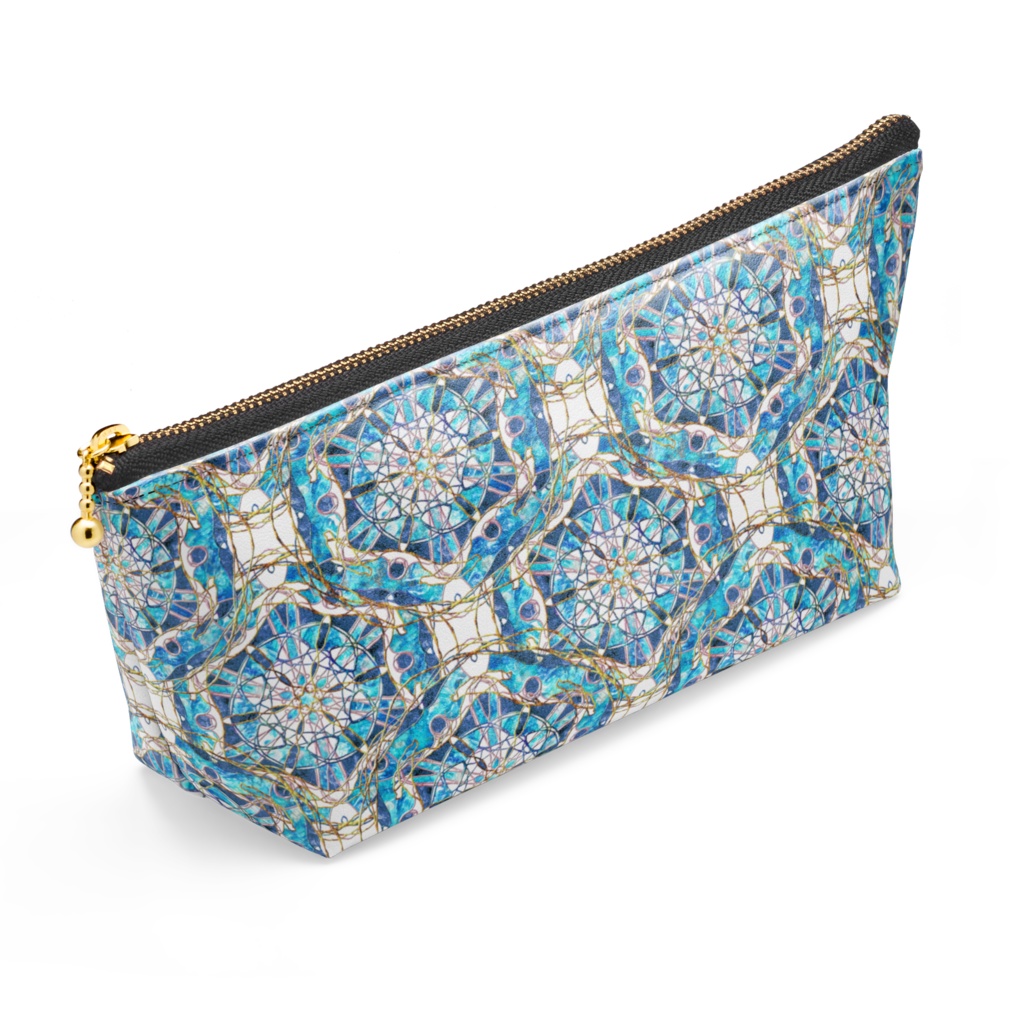 豪華な青い図柄