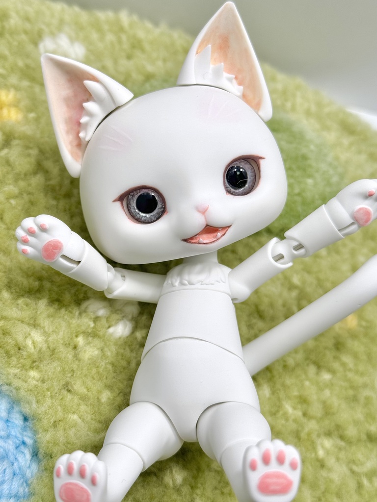 ねこドール(白)開け口