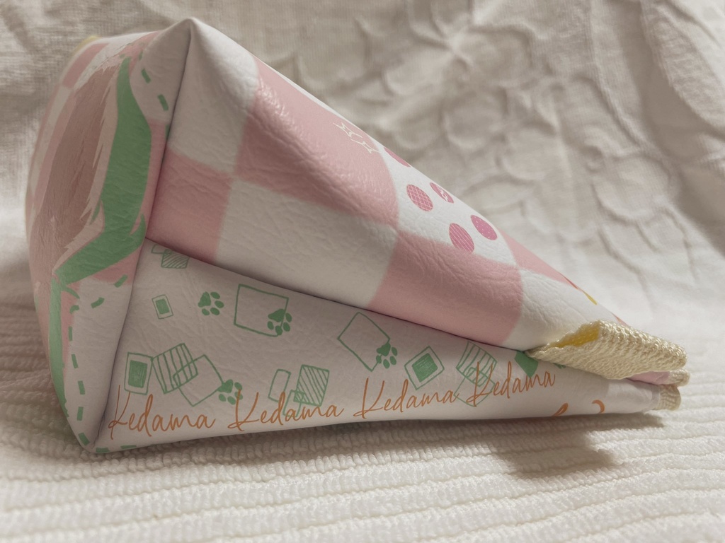 イマジナリーへそてんニャンコポーチ