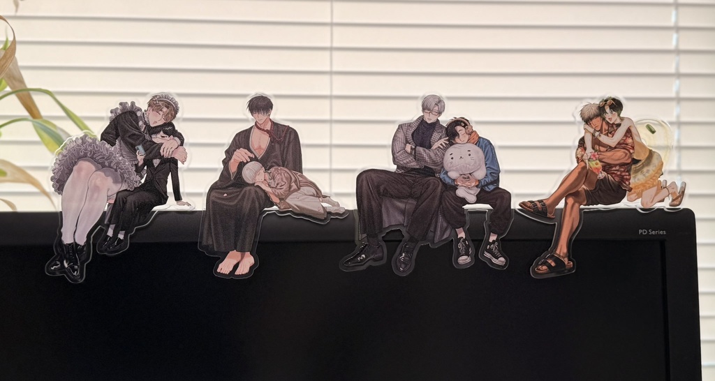 おすわりアクリルスタンド(4種)