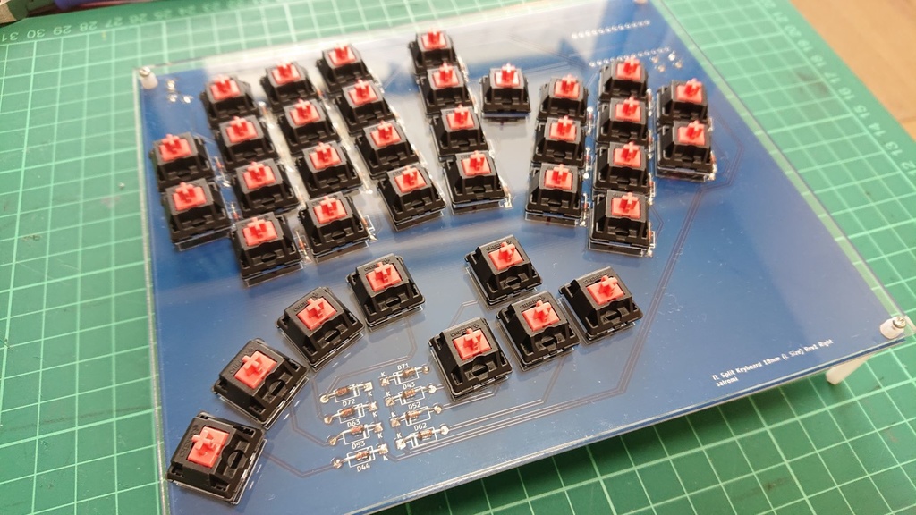 TL Split Keyboard 18mm Rev1