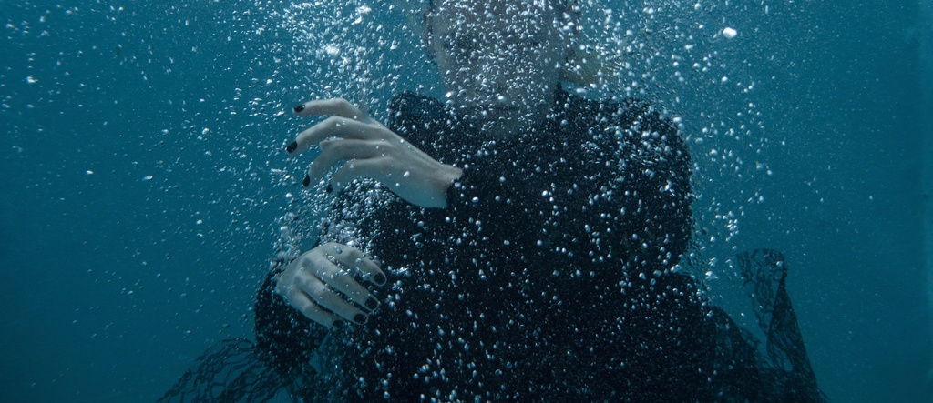 ▼octo digital photo book "彼は藍成る夢を呑む"