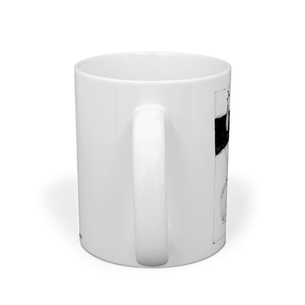 ゆっくりと水をのむ。マグカップ