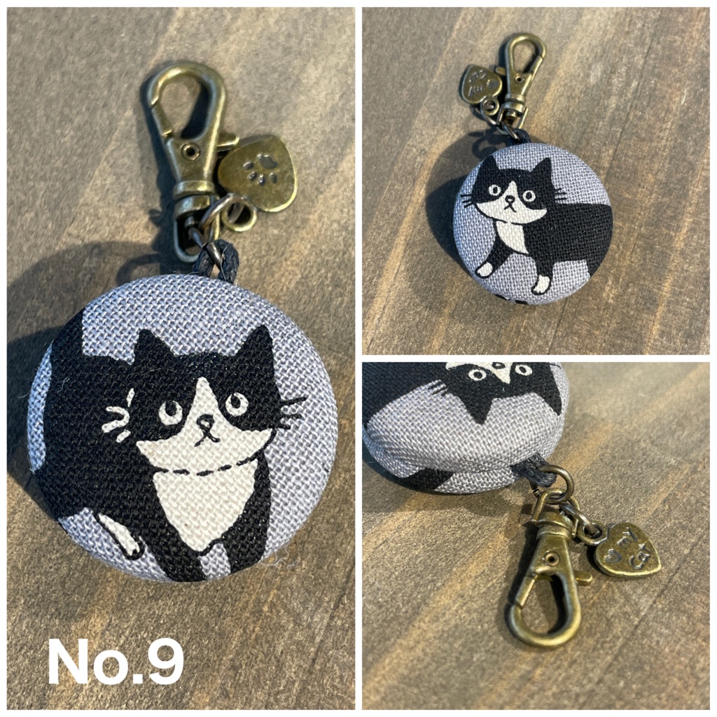 ハチワレ 猫のくるみボタンストラップ