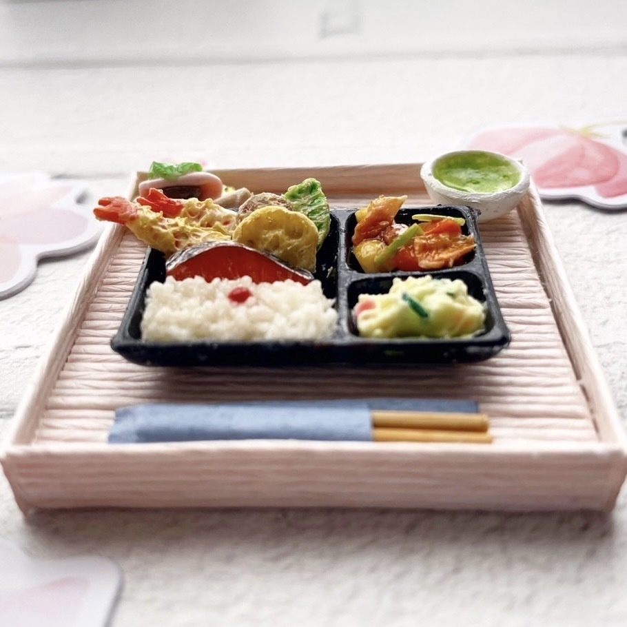 ミニチュア お花見弁当 幕の内 天ぷら 桜餅 🌸 ドールハウス ミニチュアフード