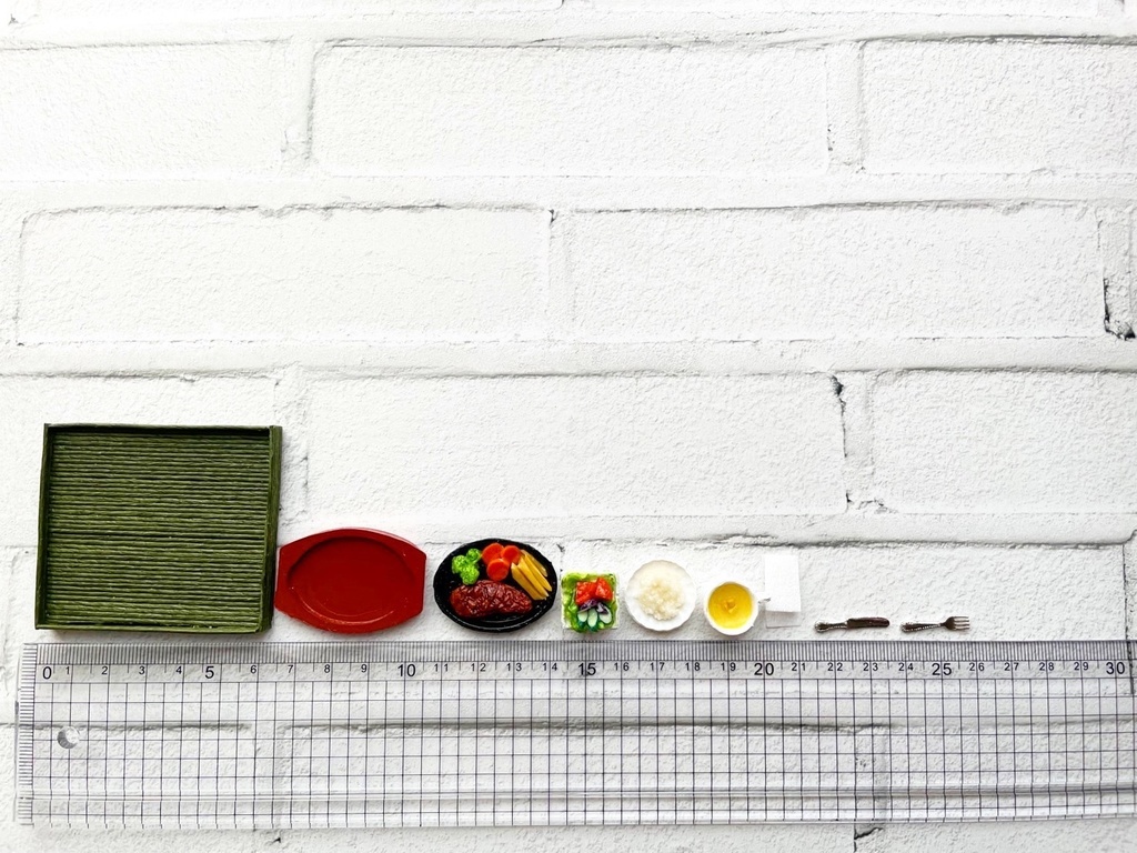 ミニチュア ステーキセット 定食 ランチ🌸 ドールハウス ミニチュアフード