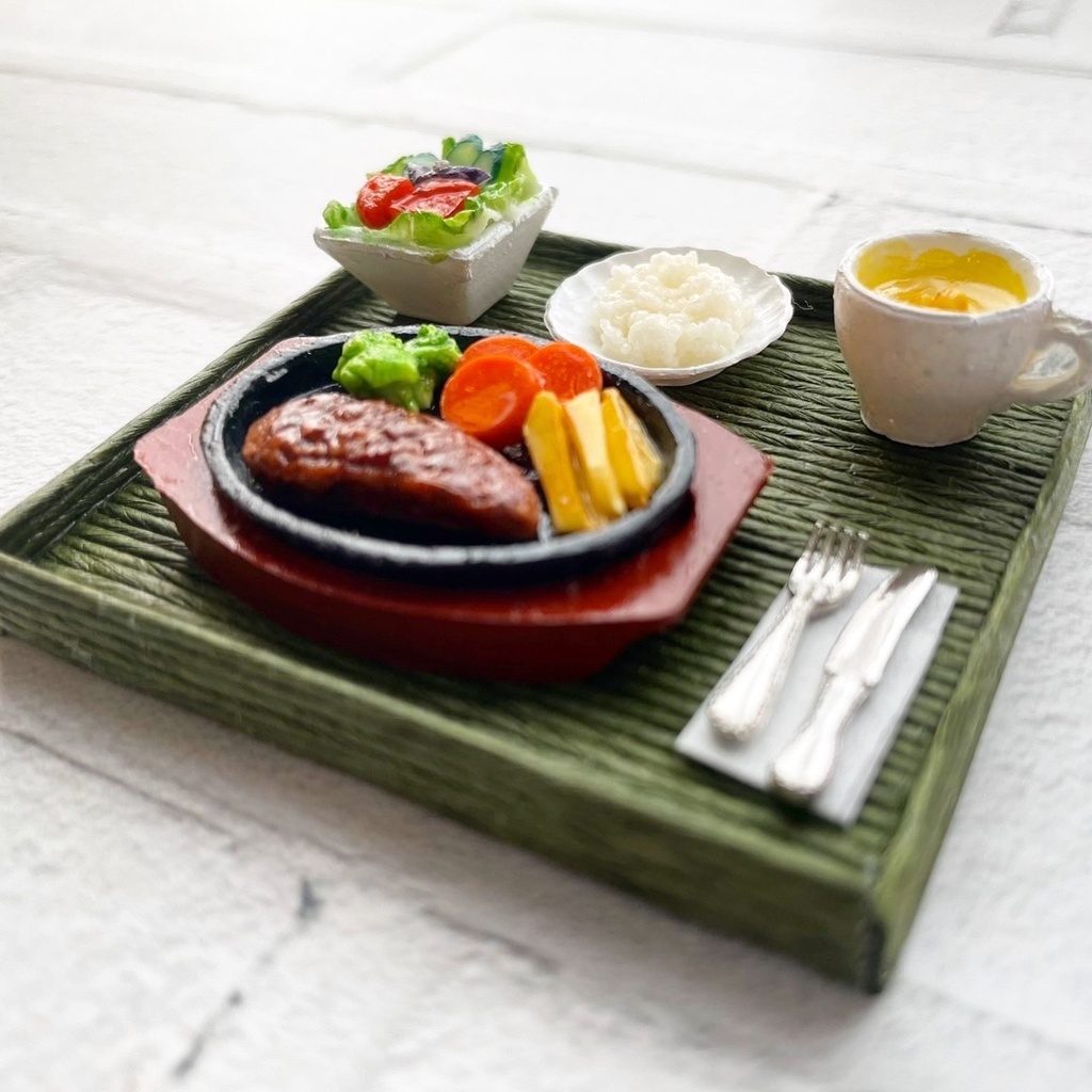 ミニチュア ステーキセット 定食 ランチ🌸 ドールハウス ミニチュアフード