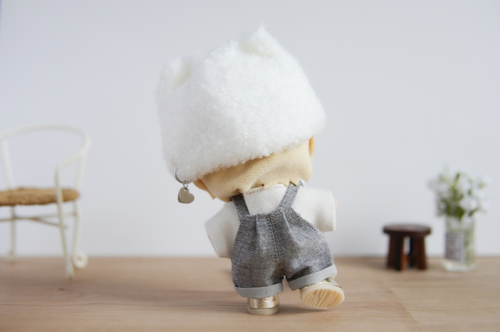 ワンにもニャンにもなる帽子