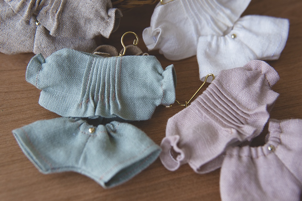 リネンのピンタックブラウスセットアップ