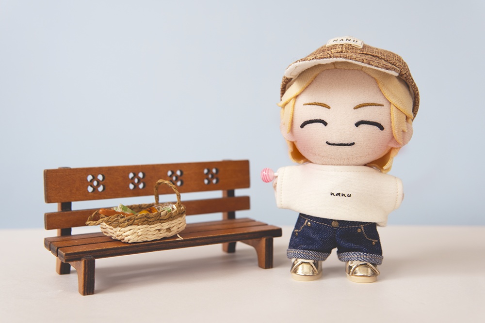 肉厚Tシャツ with NANU ロゴ