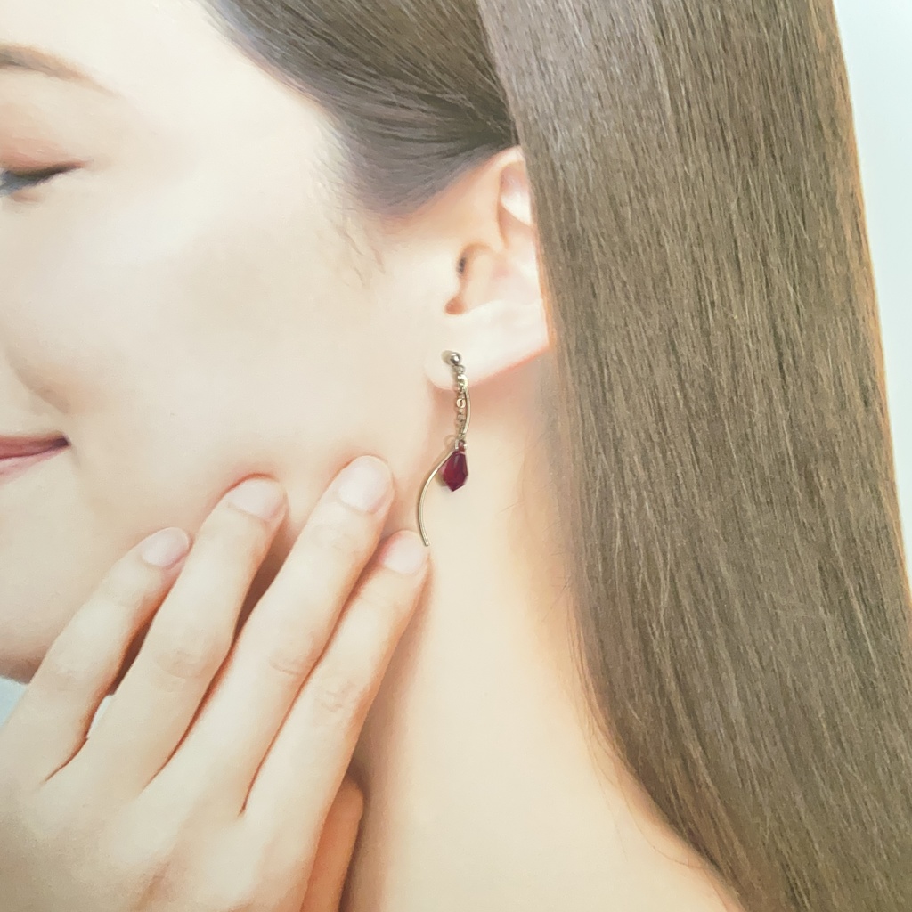 キャラクターイメージピアス、イヤリング