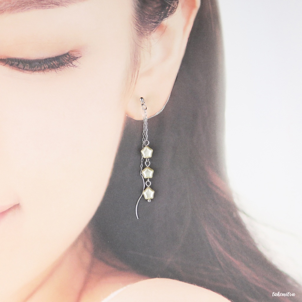 小さな星のアメリカンピアス風イヤリング