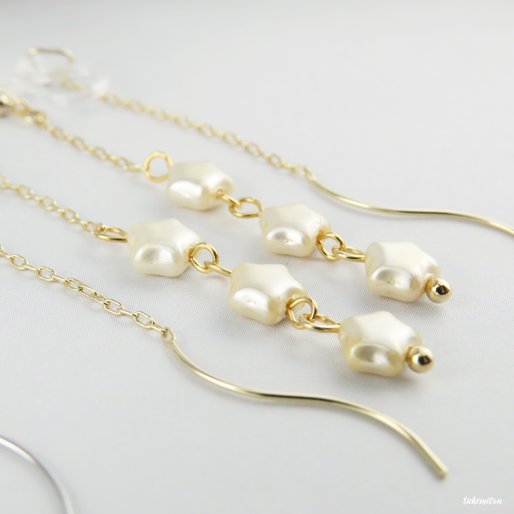 小さな星のアメリカンピアス風イヤリング