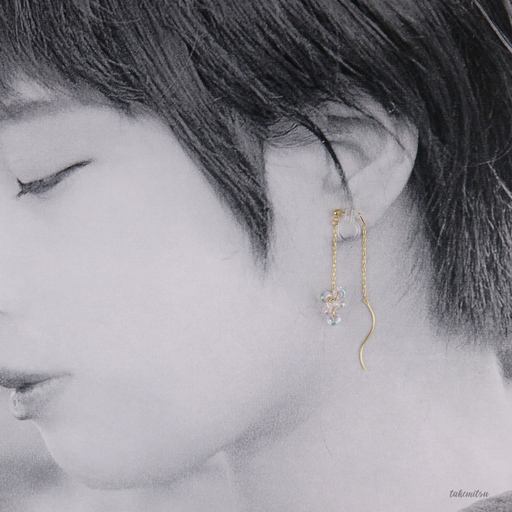 小さな氷粒のアメリカンピアス風イヤリング