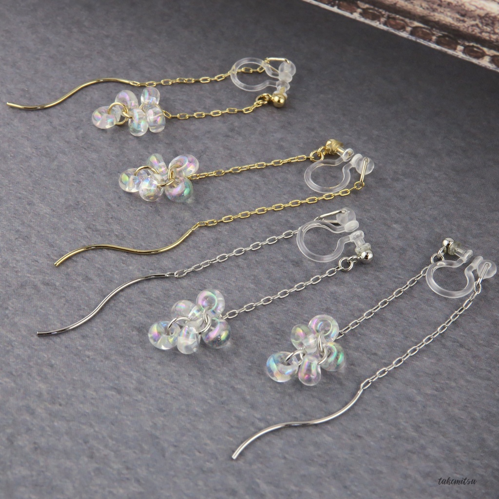 小さな氷粒のアメリカンピアス風イヤリング