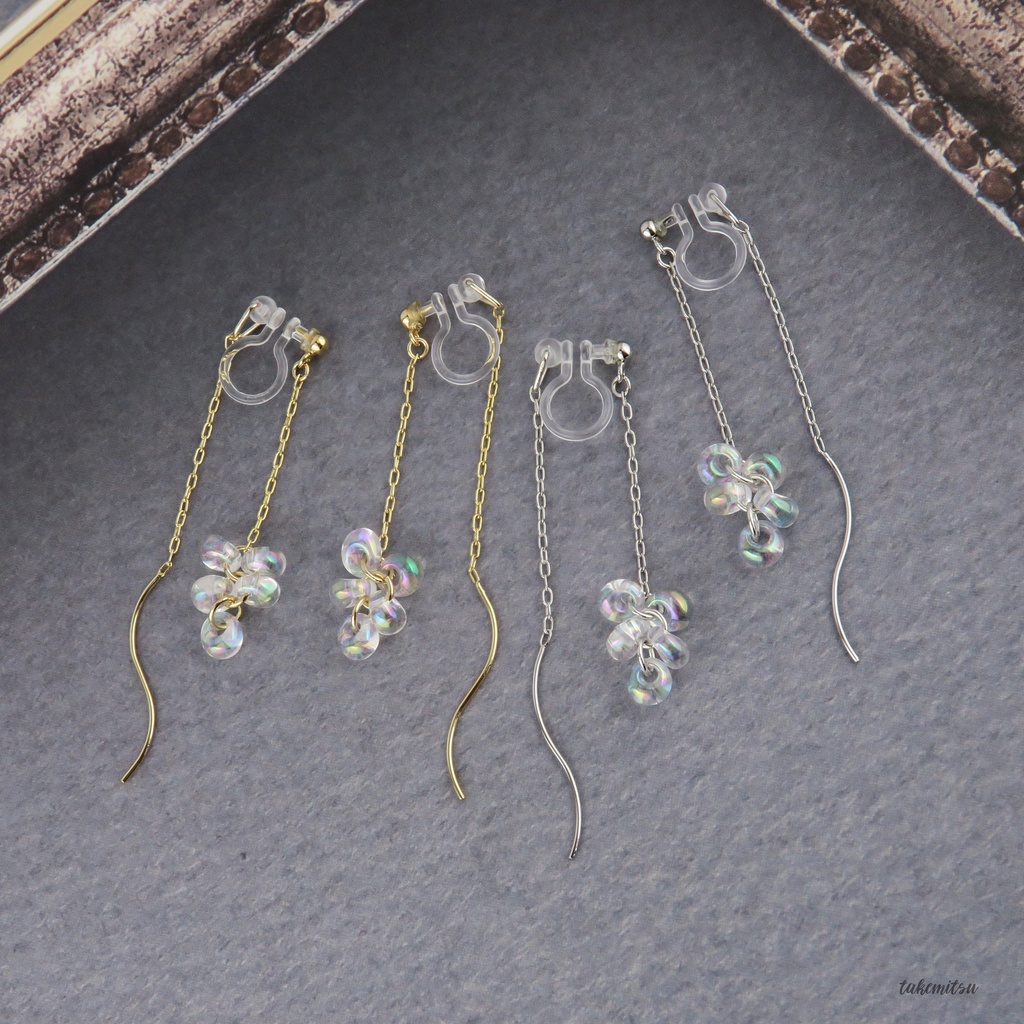 小さな氷粒のアメリカンピアス風イヤリング