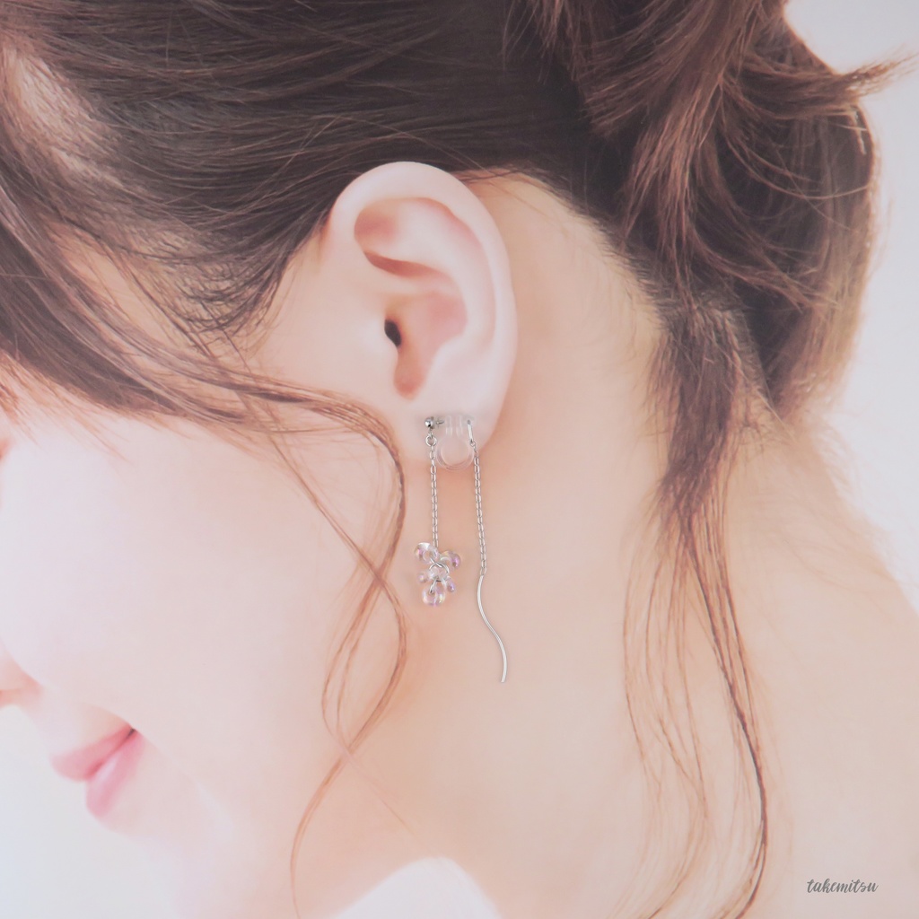 小さな氷粒のアメリカンピアス風イヤリング