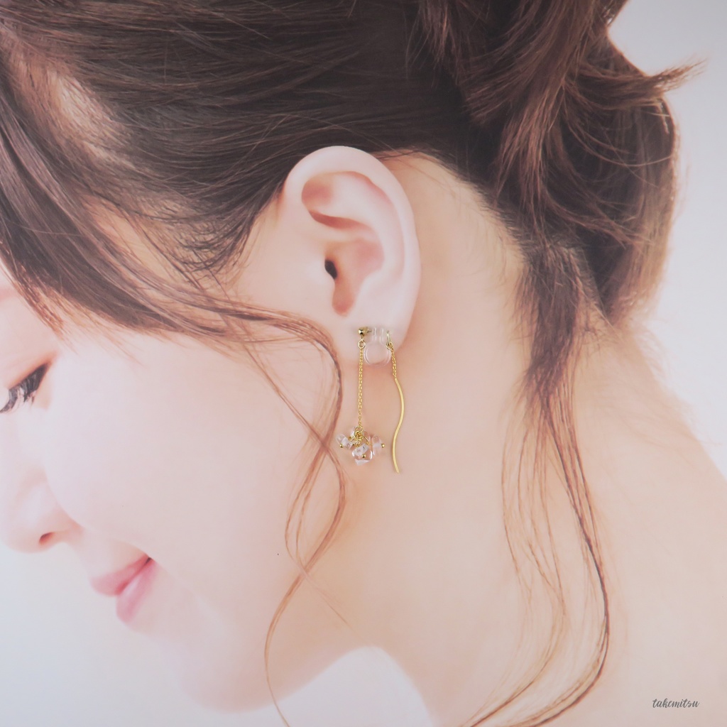 さざれ水晶のアメリカンピアス風イヤリング