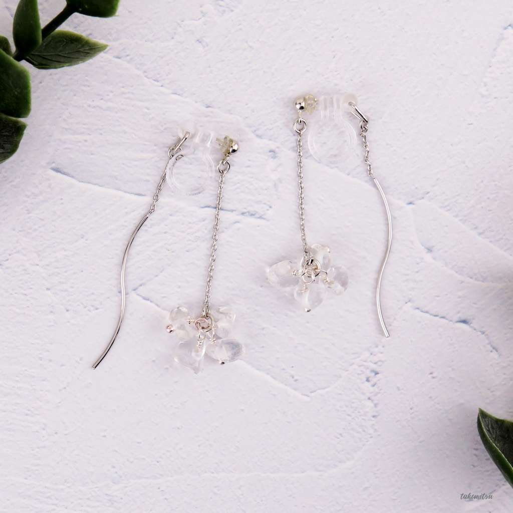 さざれ水晶のアメリカンピアス風イヤリング