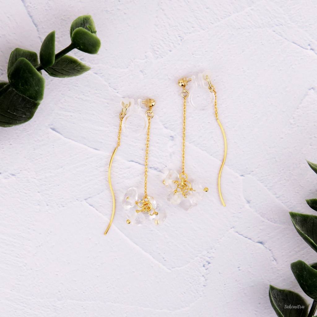 さざれ水晶のアメリカンピアス風イヤリング