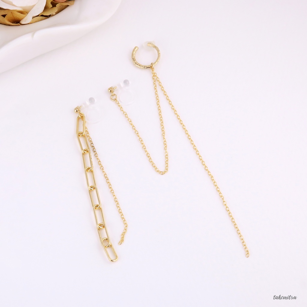 イヤーカフ/チェーンイヤリング アシンメトリーセット(ゴールド)