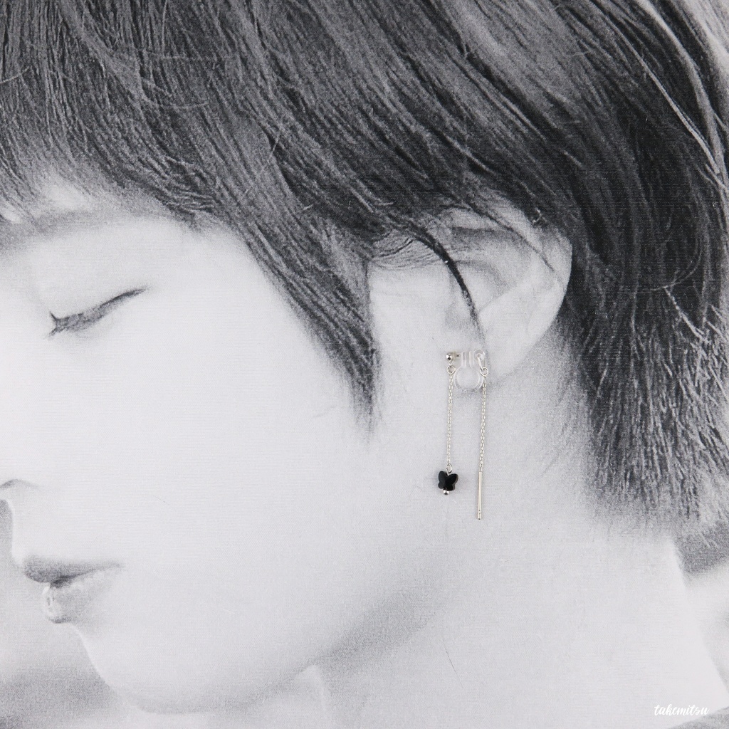 黒蝶ショートアメリカンピアス