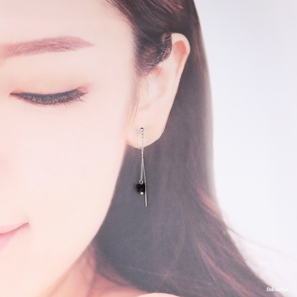 黒蝶ショートアメリカンピアス