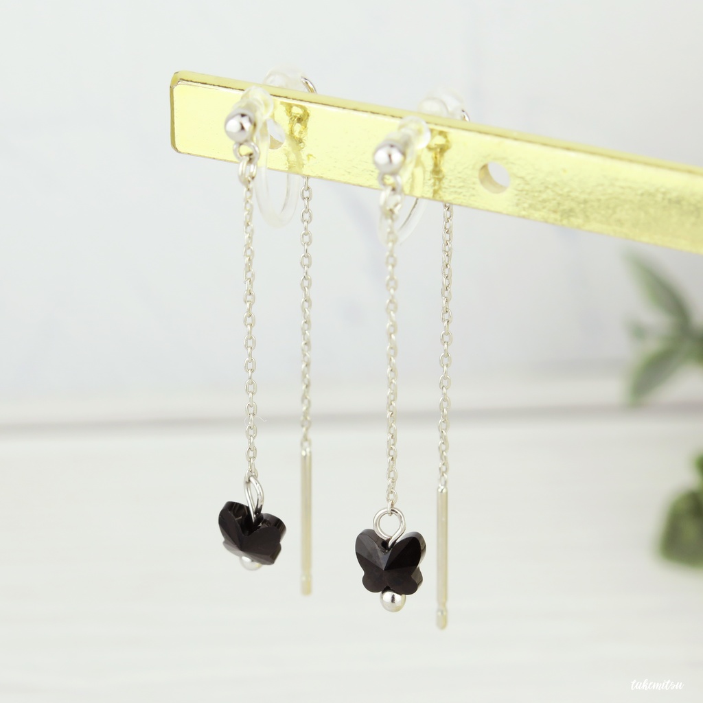 黒蝶ショートアメリカンピアス