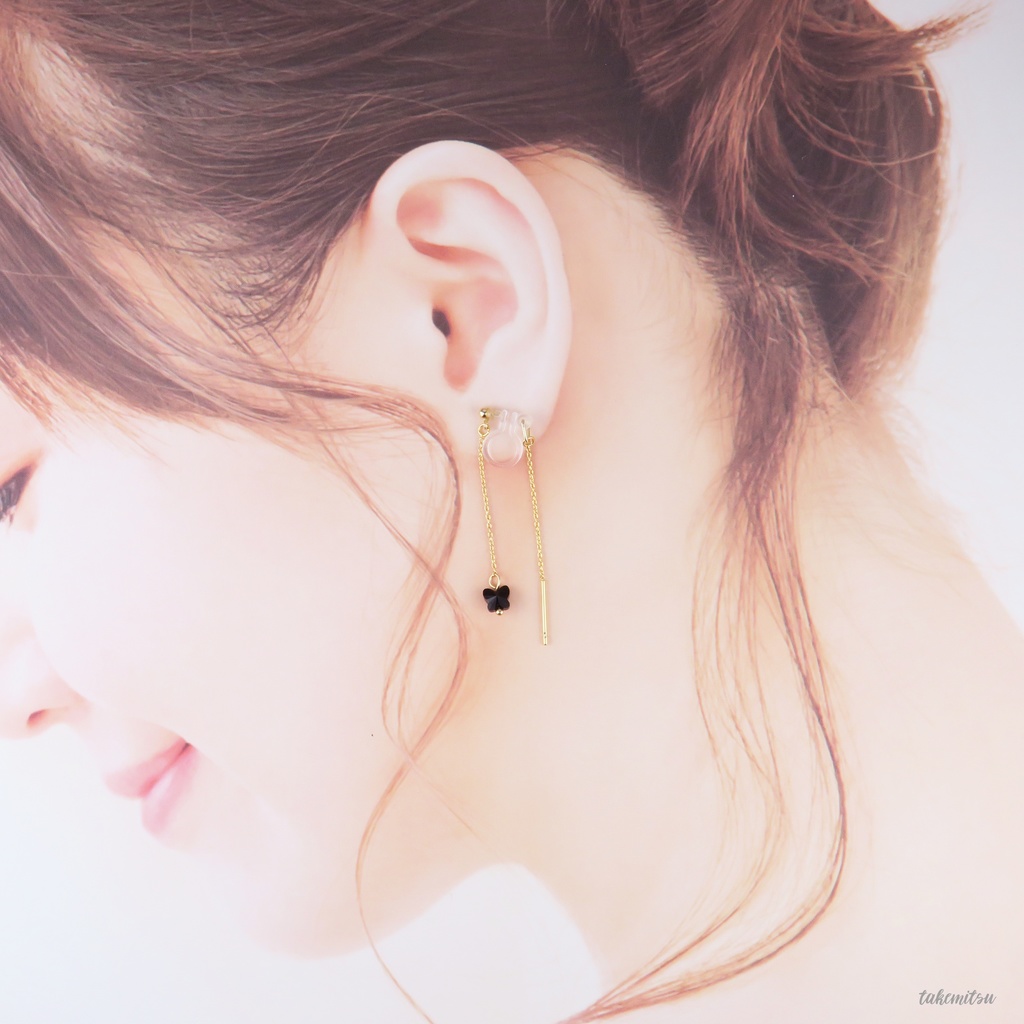 黒蝶ショートアメリカンピアス