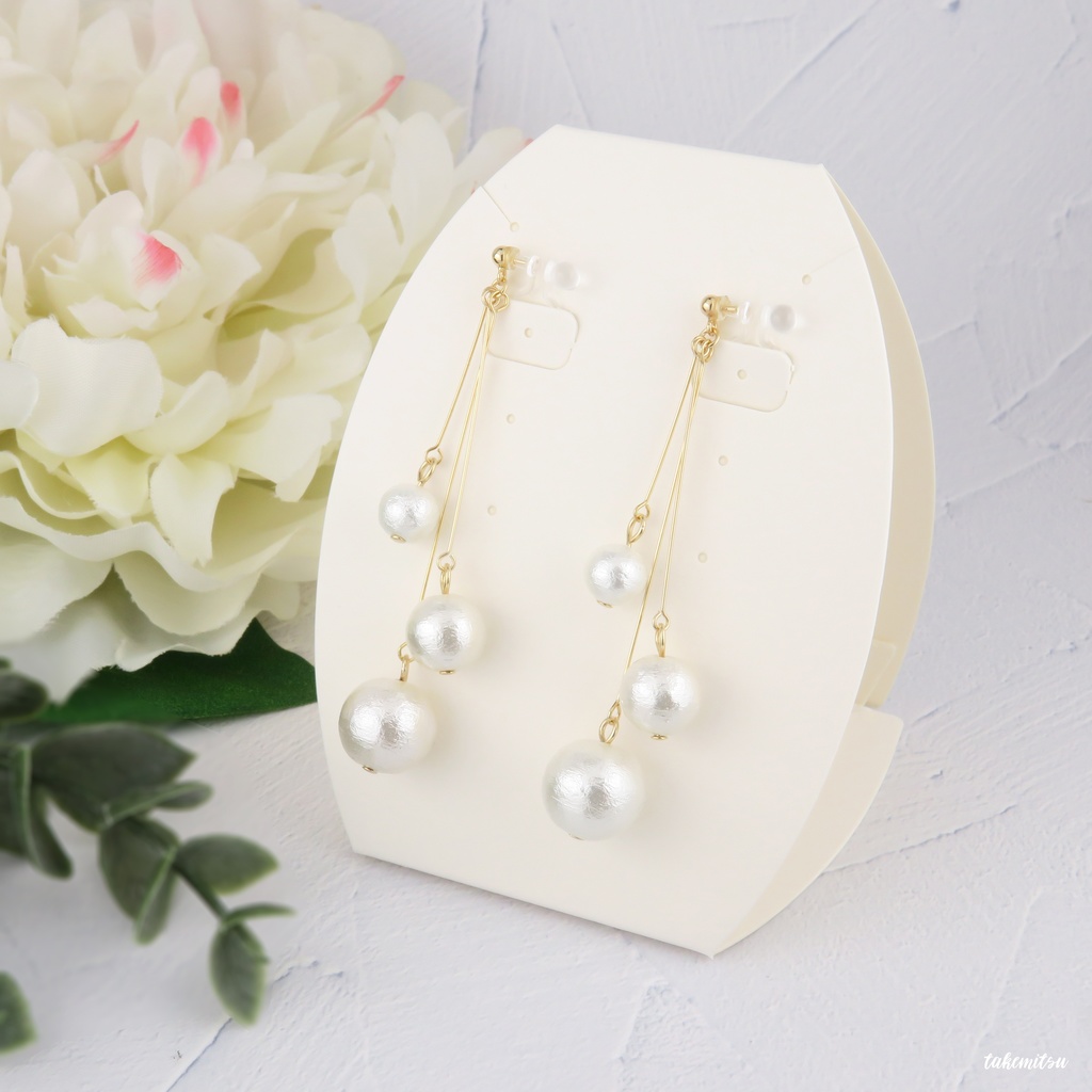 ジュ・ペルレ -パールのイヤリング-