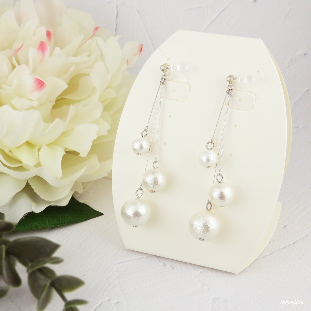 ジュ・ペルレ -パールのイヤリング-