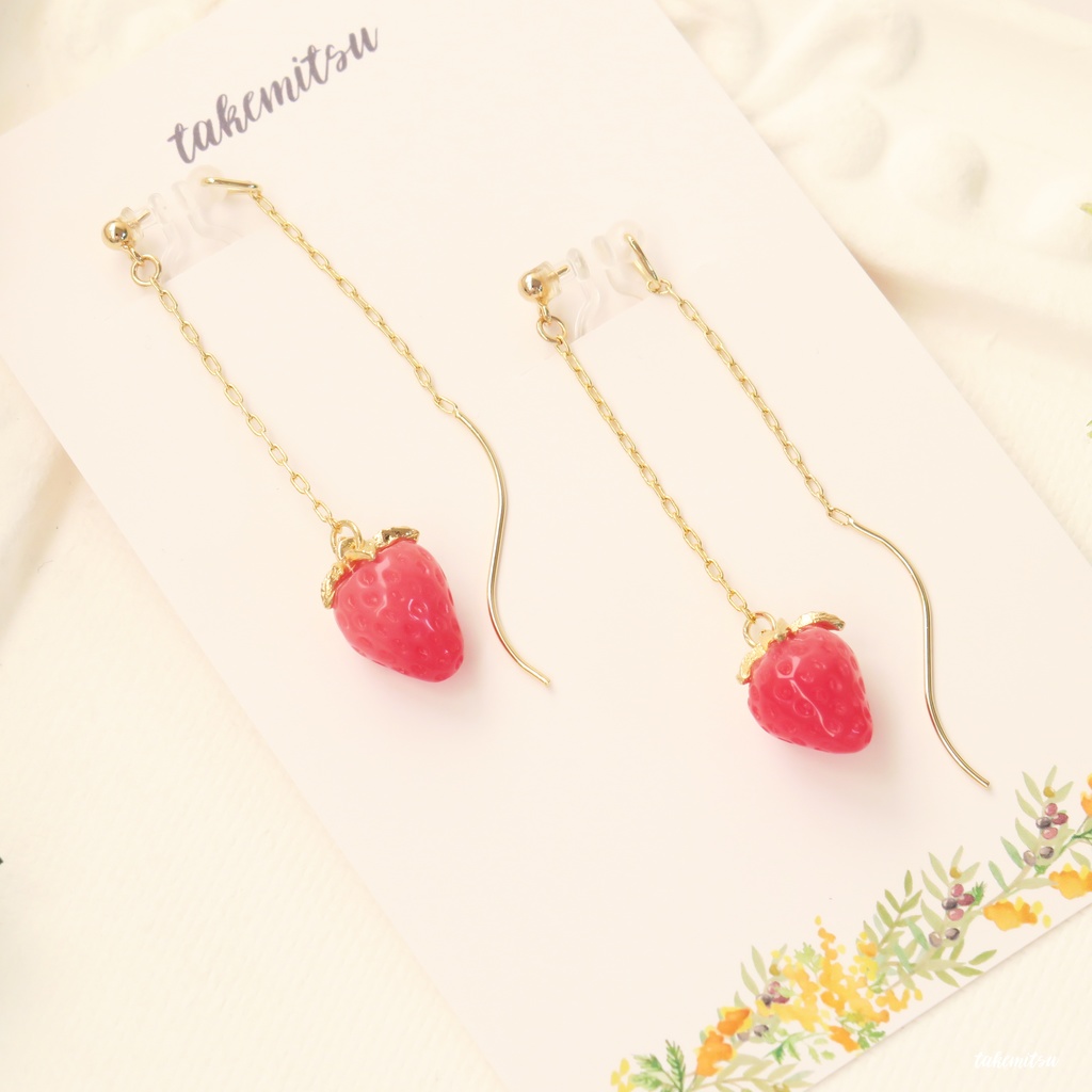 苺のアメリカンピアス風イヤリング