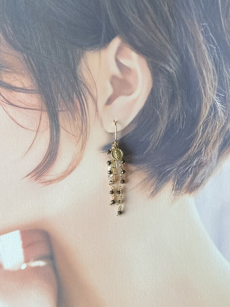 フェリーチェ・ベアトイメージ「崩れゆく日本」2wayピアス