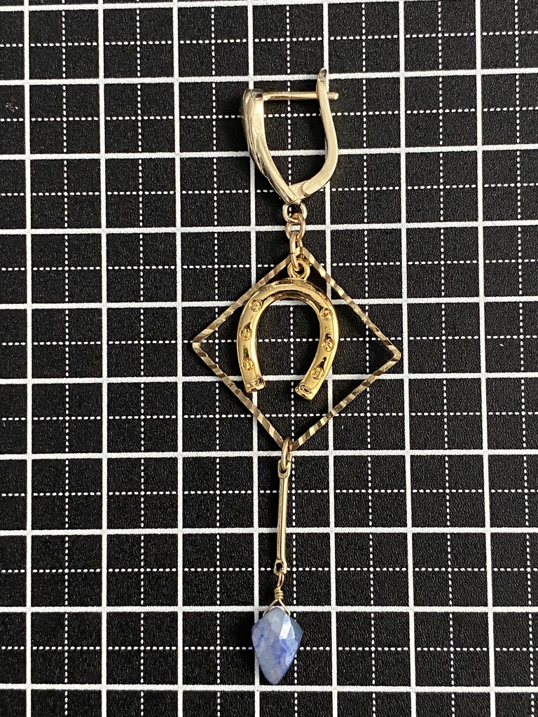 小笠原清務イメージ「一矢」ピアス