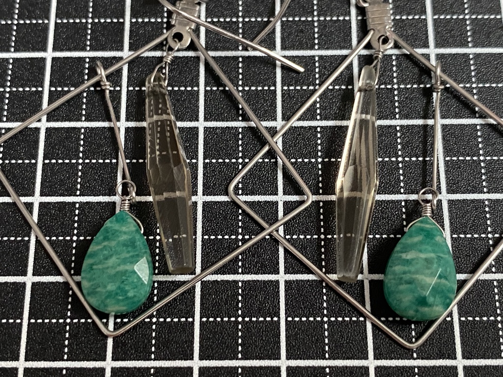 斎藤一イメージ「涙」ピアス