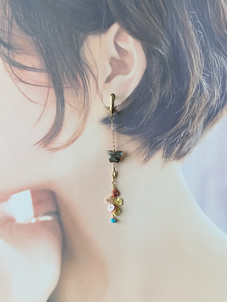 薄雲太夫イメージ「哀の花びら」アシンメトリーピアス
