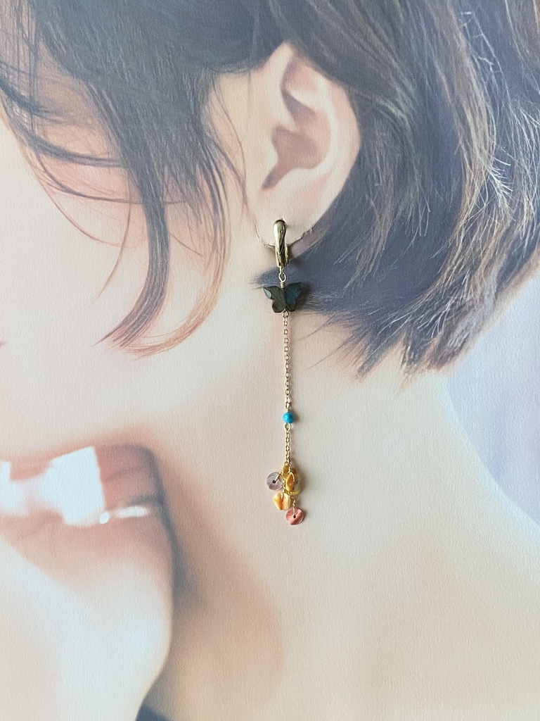 薄雲太夫イメージ「哀の花びら」アシンメトリーピアス